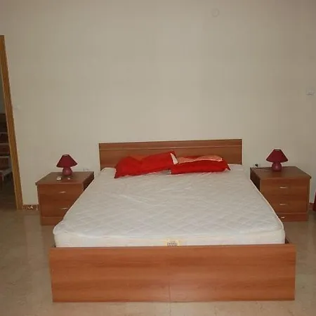 Villa Riverside Triplex With Garden & Pool Alanya